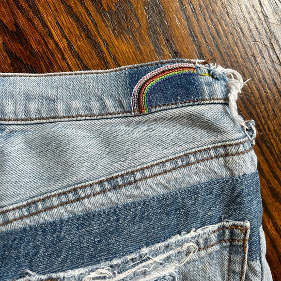 American Eagle Women’s Jean Sorts Size 6 - Picture 6 of 7